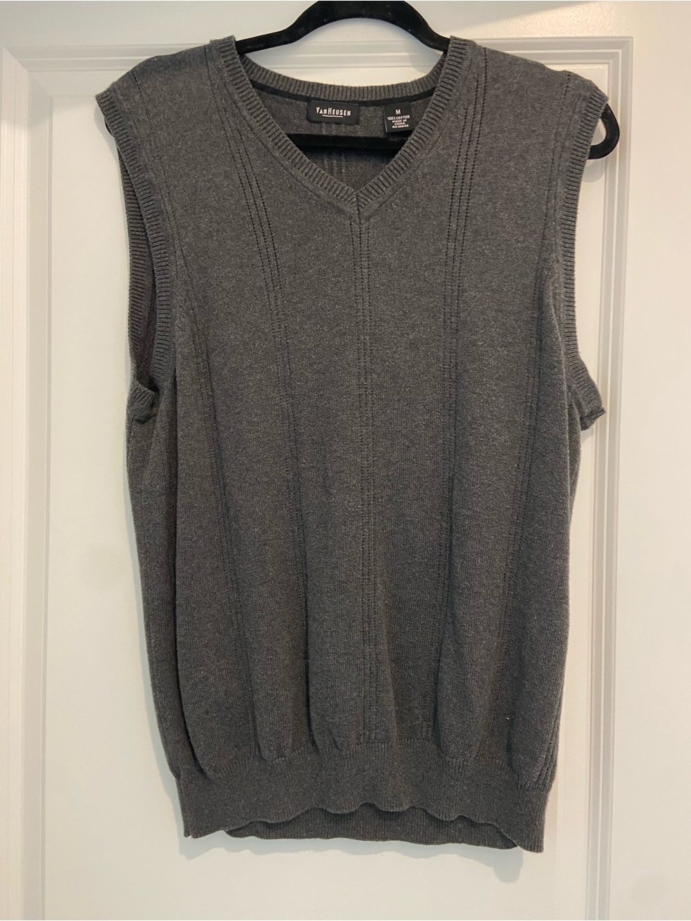 Van Heusen Men's Charcoal Gray V-Neck Sweater Vest